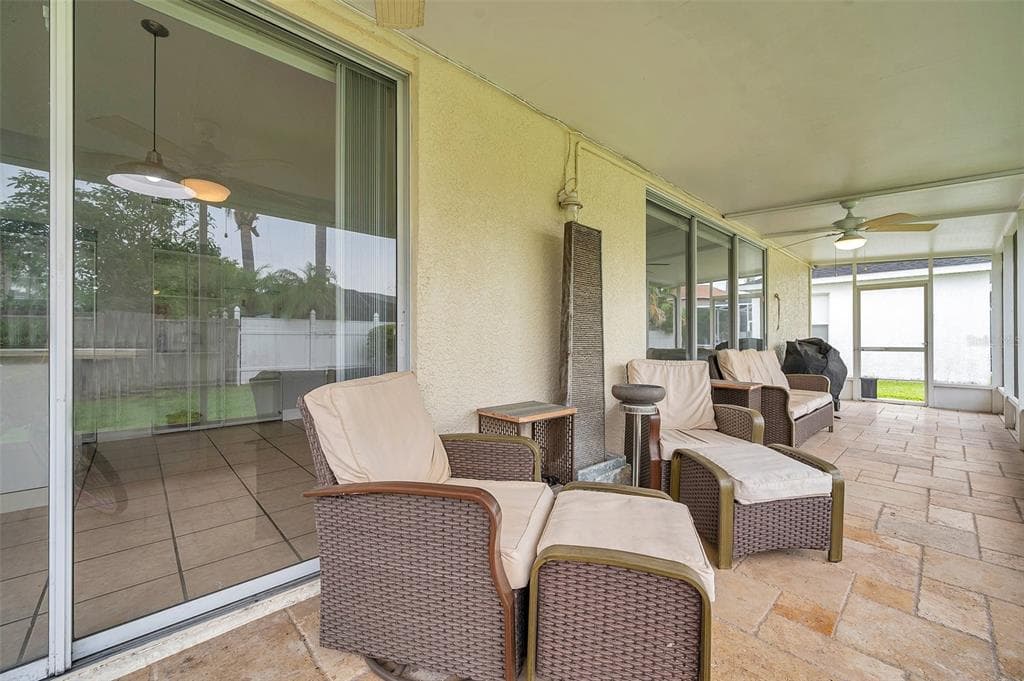 27133 SEA BREEZE WAY, WESLEY CHAPEL, FL 33544 photo 3