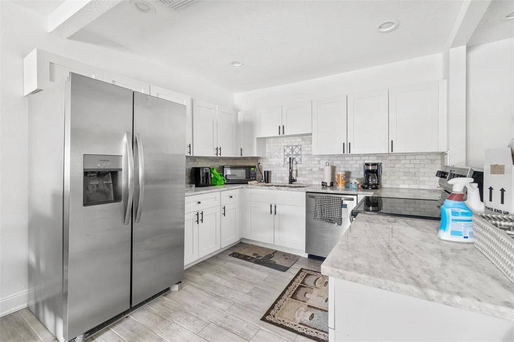 6426 HIMES AVENUE, TAMPA, FL 33611 photo 4