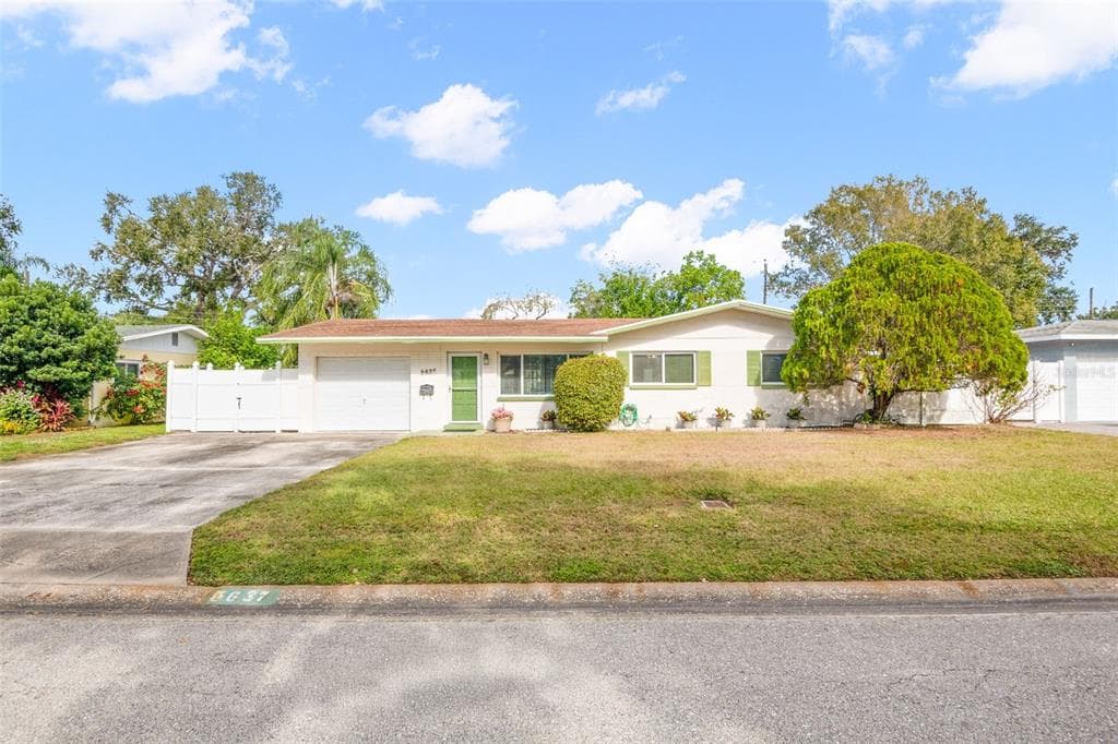 5637 24TH TERRACE, ST PETERSBURG, FL, 33710