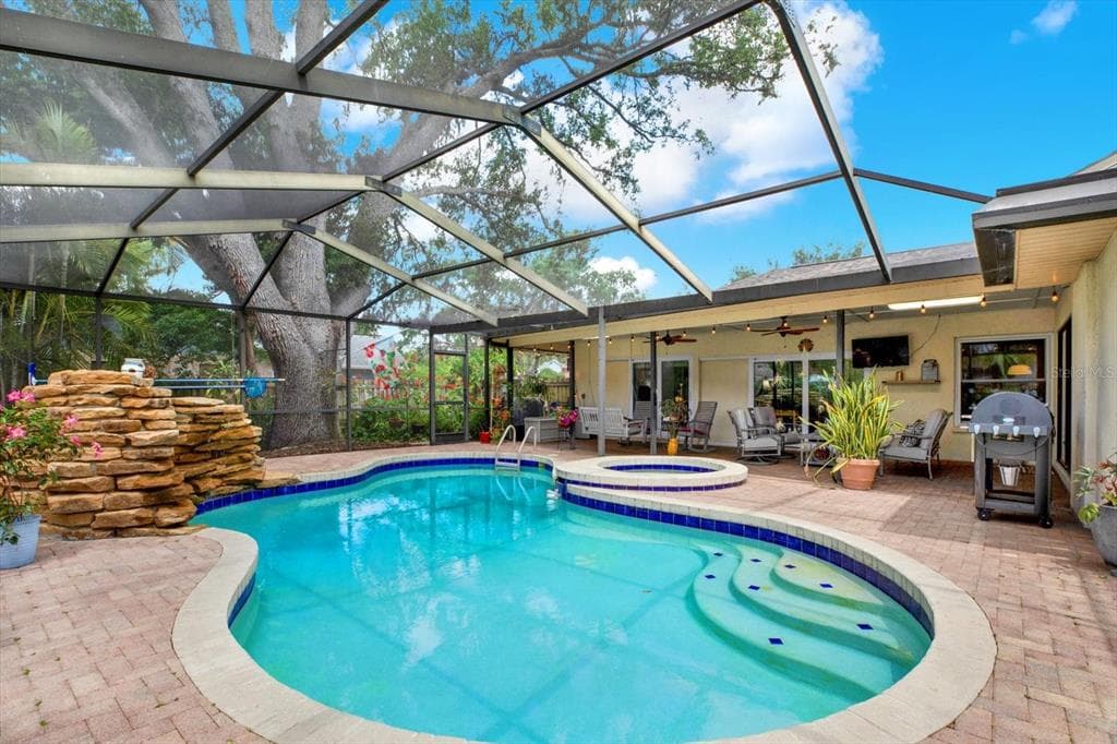 2806 FAIRWAY VIEW DRIVE, VALRICO, FL 33596 photo 3