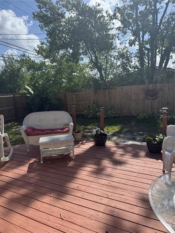 10185 SANTIAGO COURT, SEMINOLE, FL 33776 photo 3