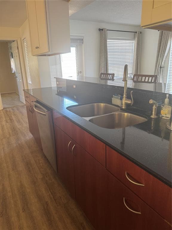 10185 SANTIAGO COURT, SEMINOLE, FL 33776 photo 4