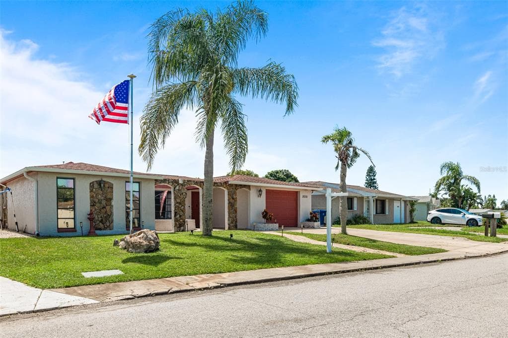 2030 NORFOLK DRIVE, HOLIDAY, FL 34691 photo 3