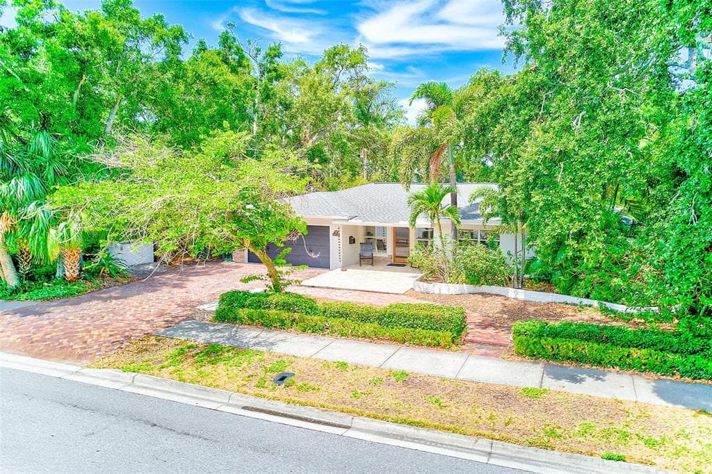 1578 DRUID ROAD, BELLEAIR, FL 33756 photo 2