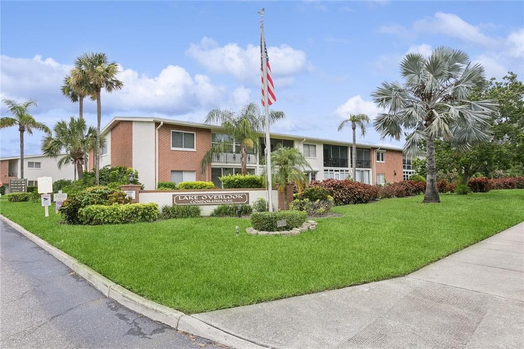 4510 Overlook Drive NE, Unit 224, St Petersburg, FL, 33703