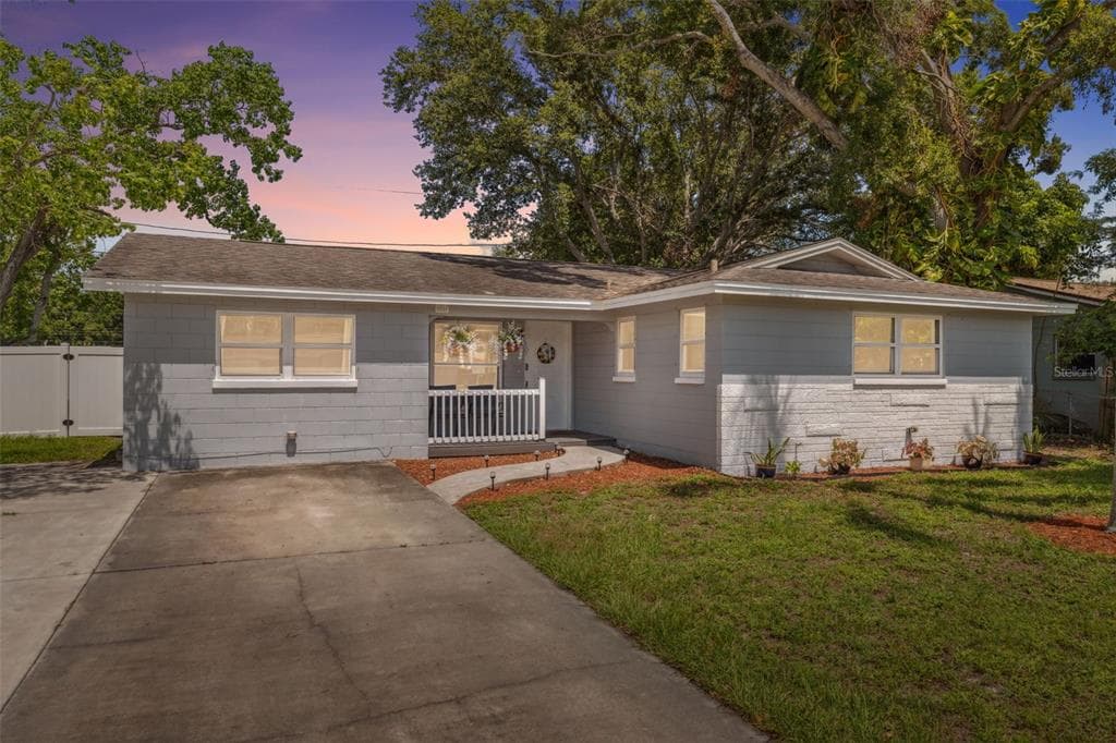 8897 54TH STREET, PINELLAS PARK, FL 33782