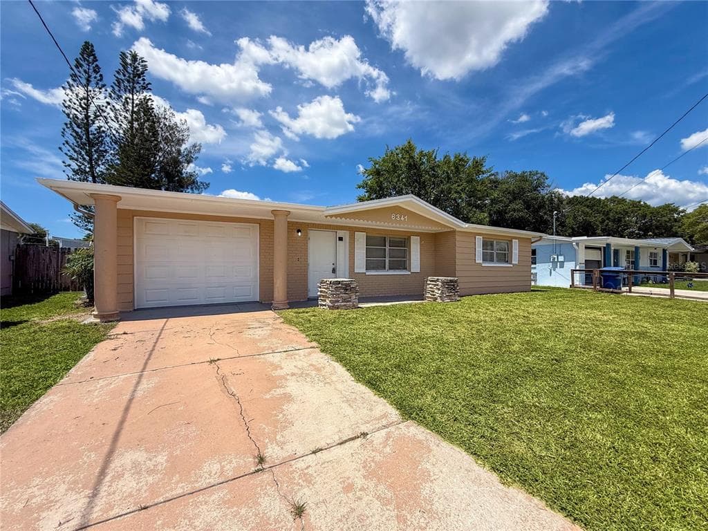 6341 HYPERION Drive, PORT RICHEY, FL 34668 photo 3