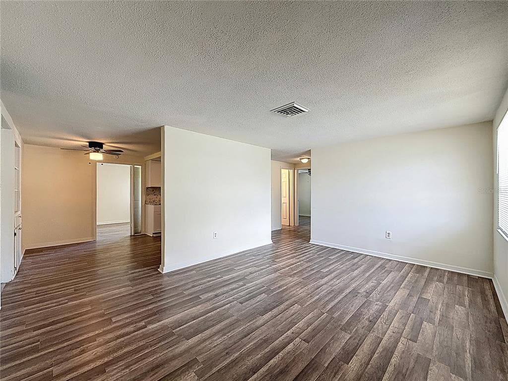 6341 HYPERION Drive, PORT RICHEY, FL 34668 photo 4