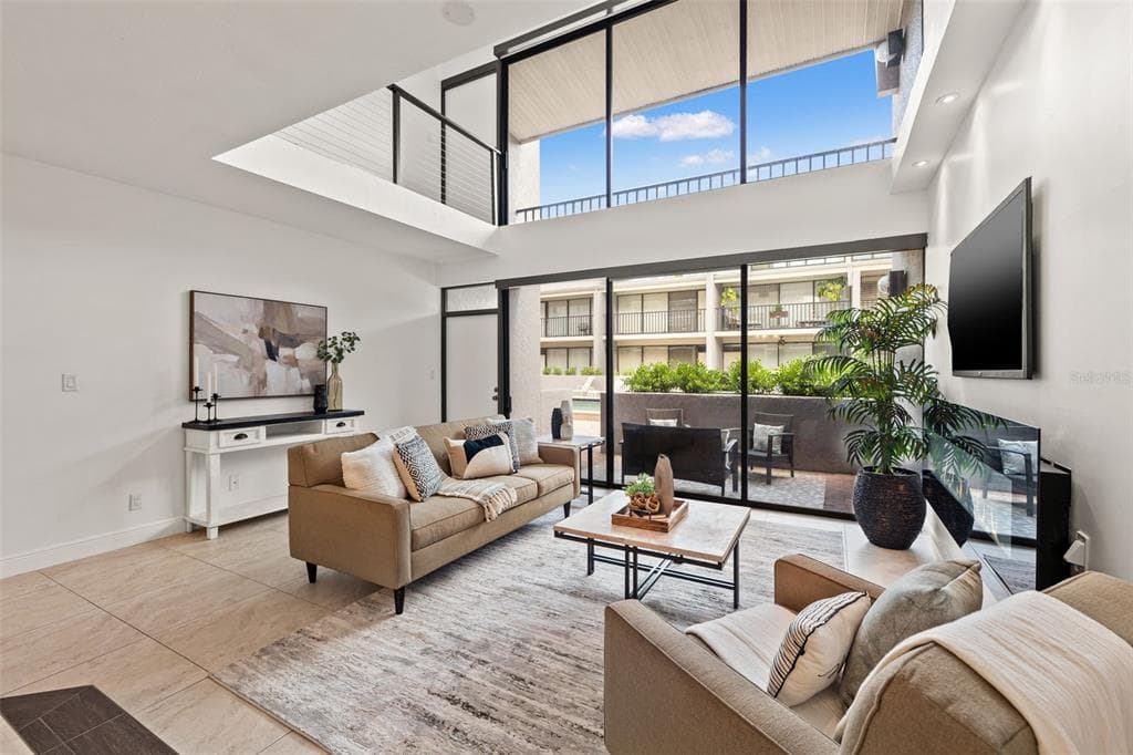 301 2ND STREET Unit 5, Street PETERSBURG, FL 33701 photo 3