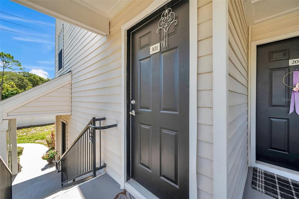 3301 HAVILAND CT, Unit# 301, PALM HARBOR, FL, 34684 photo 5