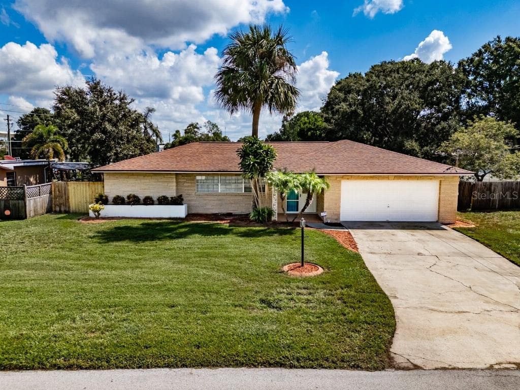 5004 HESPERIDES STREET, TAMPA, FL 33611