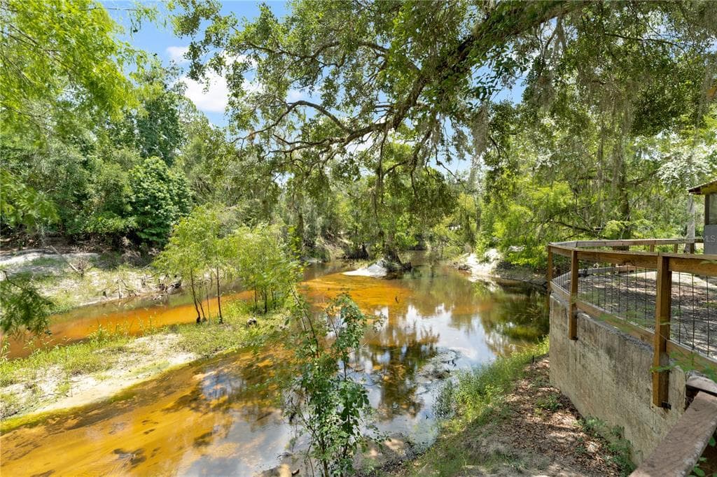 6410 AMELIA Lane, DADE CITY, FL 33523 photo 3