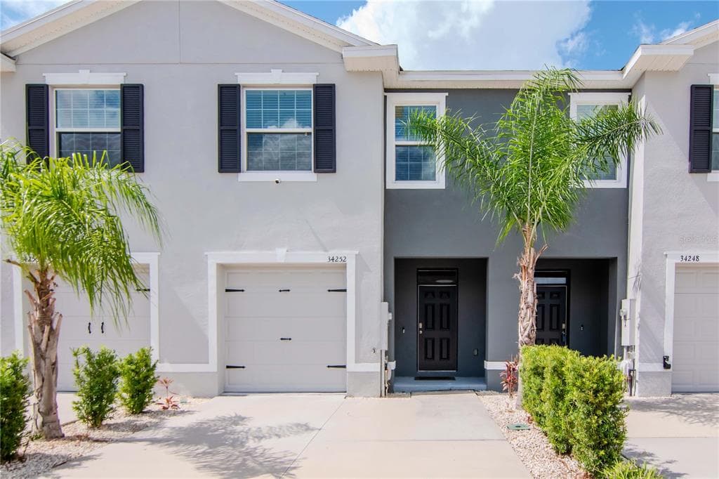 34252 REDWOOD DAWN Lane, WESLEY CHAPEL, FL 33543