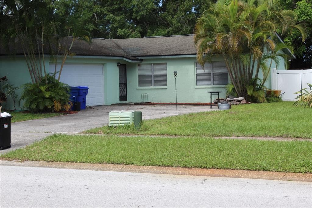 2058 DODGE STREET, CLEARWATER, FL 33760 photo 2