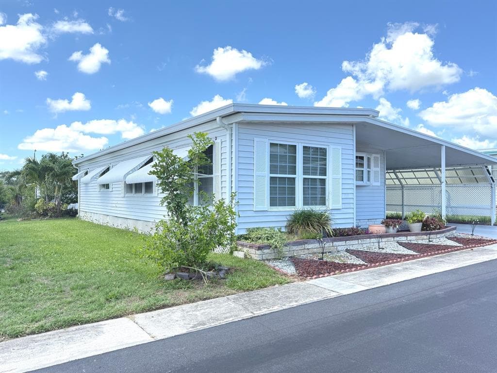 725 SUGAR PALM STREET, LARGO, FL 33778 photo 2