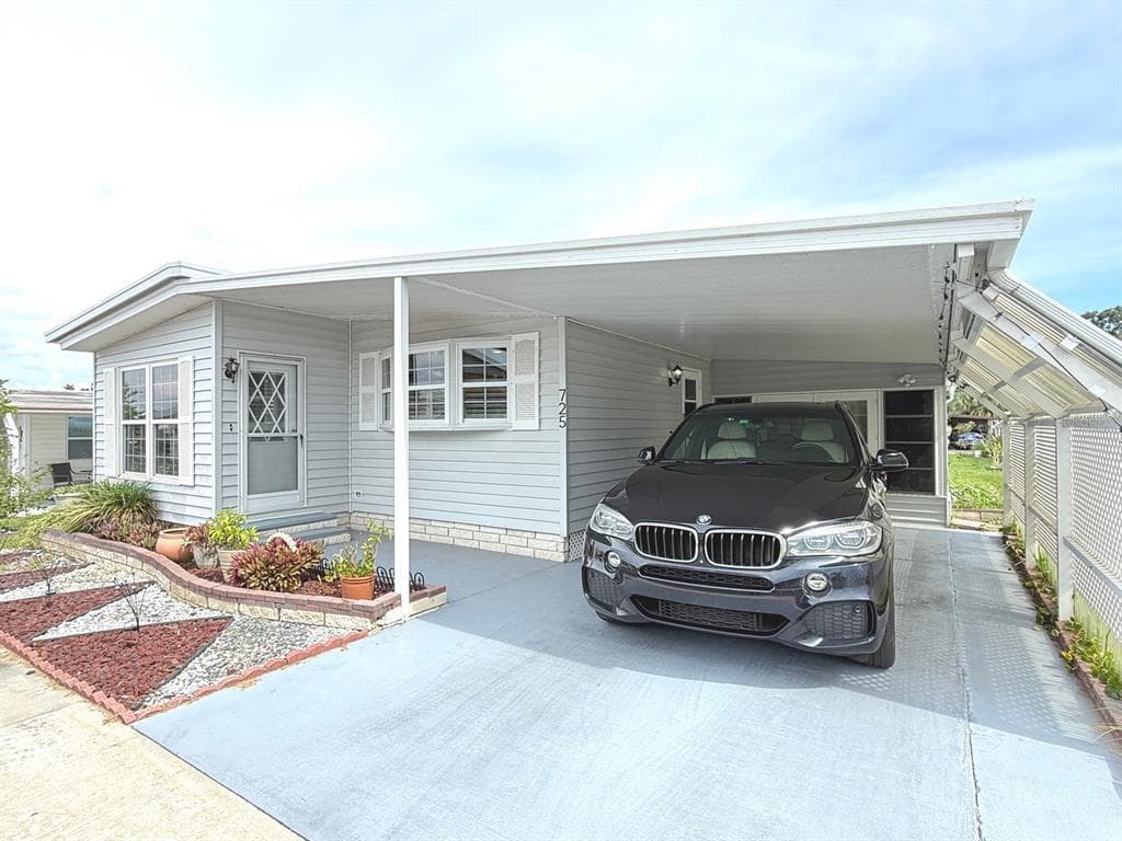 725 SUGAR PALM STREET, LARGO, FL 33778