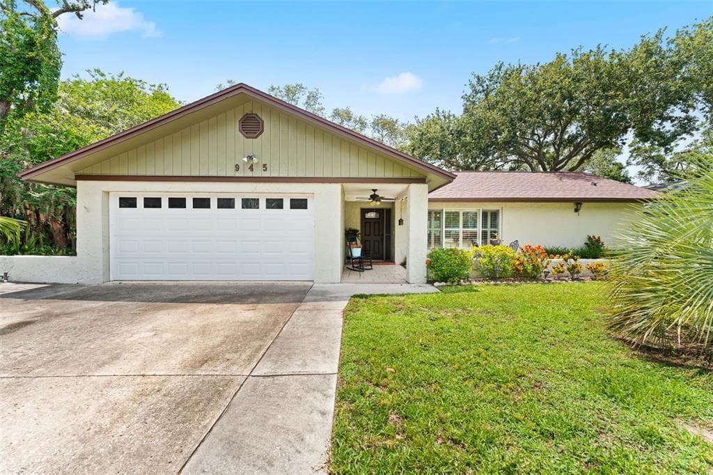 945 WINDING OAKS DRIVE, PALM HARBOR, FL 34683 photo 3