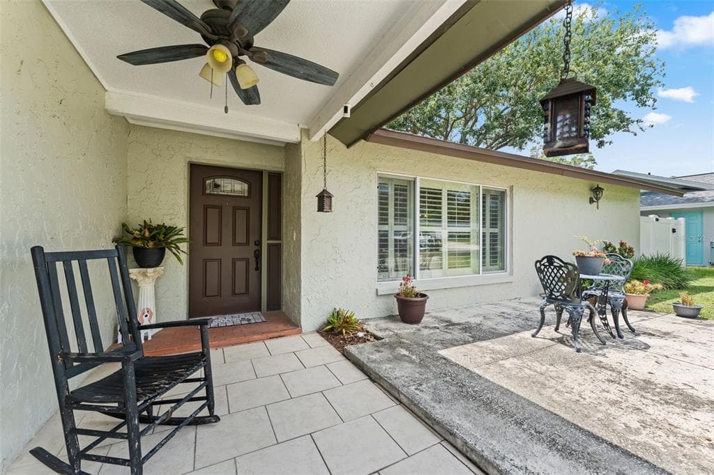 945 WINDING OAKS DRIVE, PALM HARBOR, FL 34683 photo 4