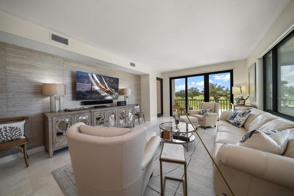 4 BELLEVIEW BOULEVARD Unit 305, BELLEAIR, FL 33756 photo 5