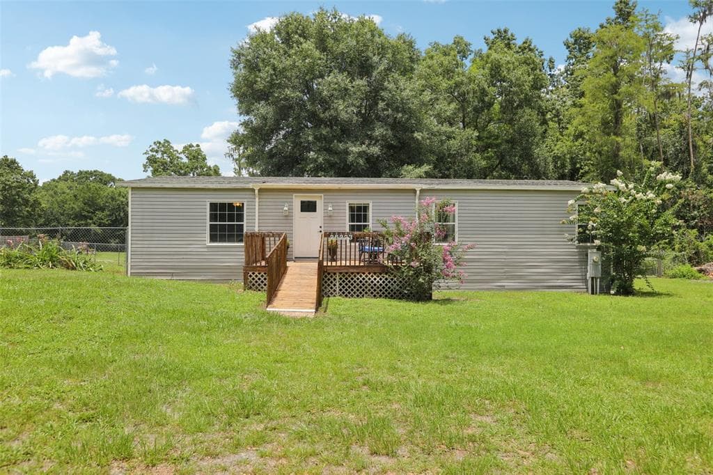 26223 CHIANINA Drive, WESLEY CHAPEL, FL 33544 photo 5