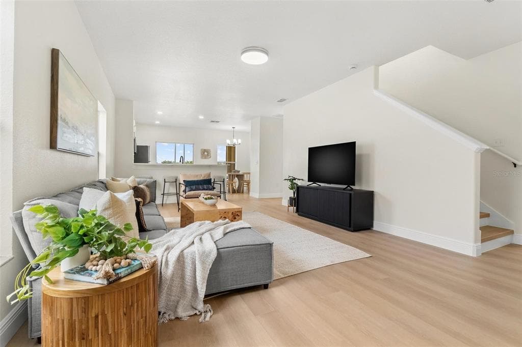 1112 SEMINOLE SKY DRIVE, RUSKIN, FL 33570 photo 2