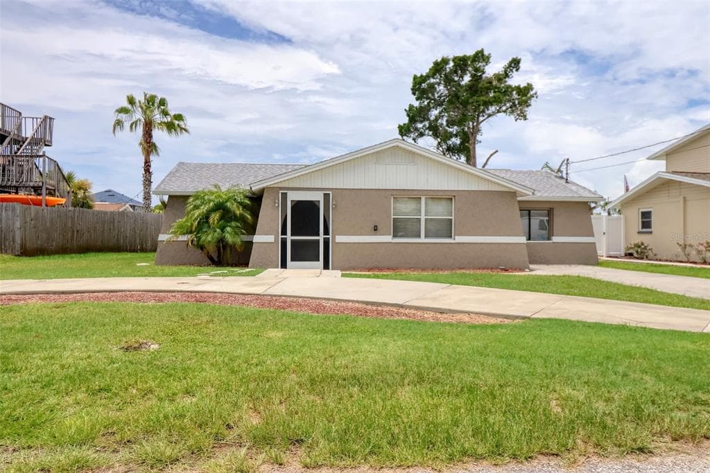 13637 LAGOON DRIVE, HUDSON, FL 34667 photo 3