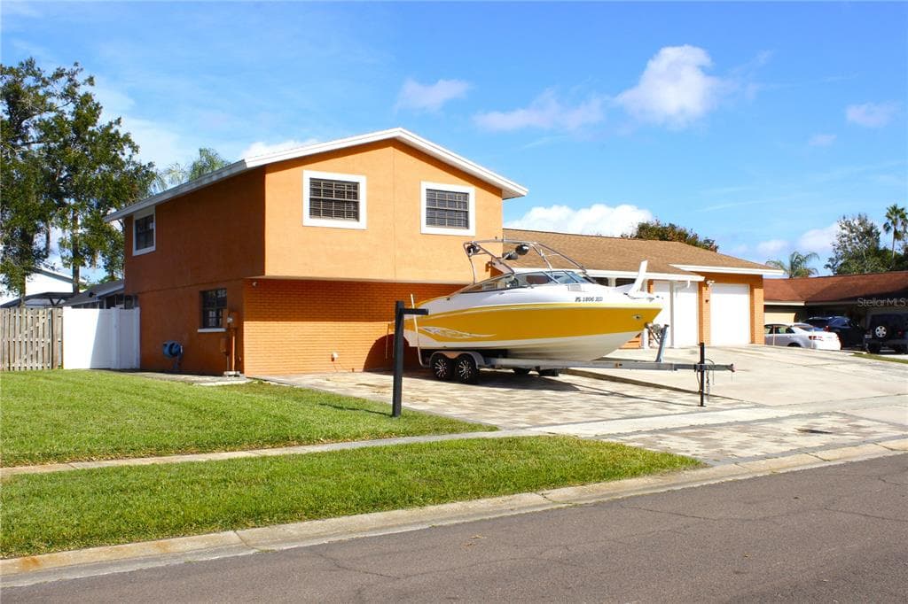 8309 ELM STREET, TAMPA, FL 33615 photo 4