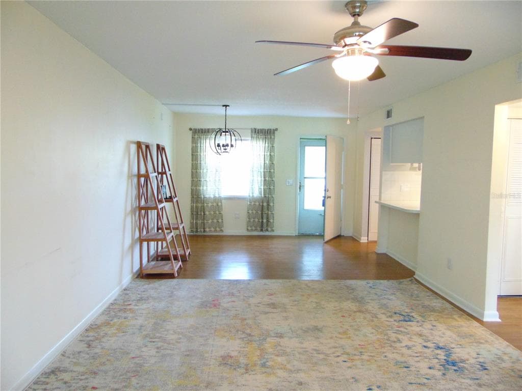 1250 PINELLAS AVENUE Unit 307, TARPON SPRINGS, FL 34689 photo 5