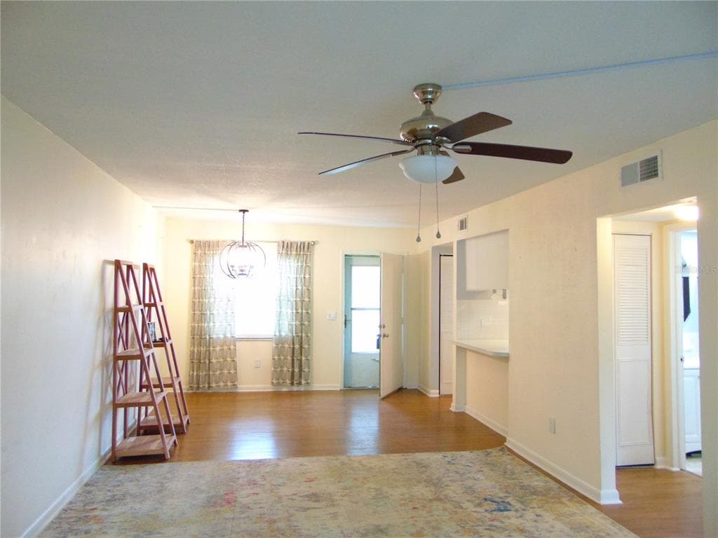 1250 PINELLAS AVENUE Unit 307, TARPON SPRINGS, FL 34689 photo 4