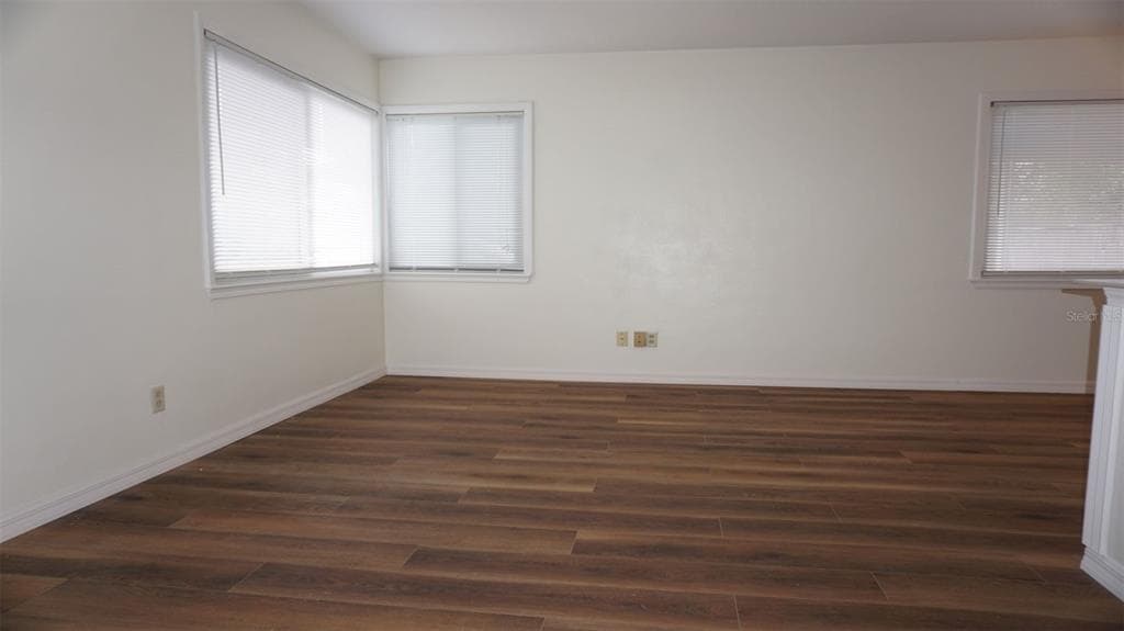 717 75TH Street, Street PETERSBURG, FL 33710 photo 2