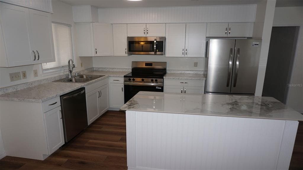 717 75TH Street, Street PETERSBURG, FL 33710 photo 3