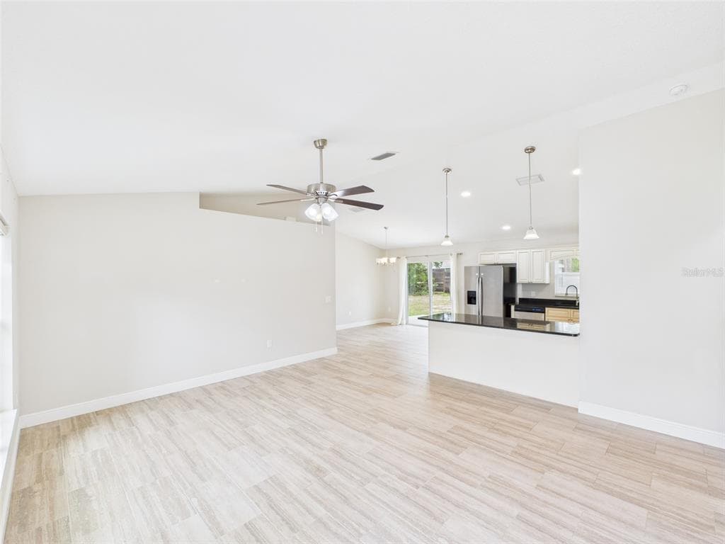 1899 OLIVER DRIVE, CITRUS SPRINGS, FL 34434 photo 3