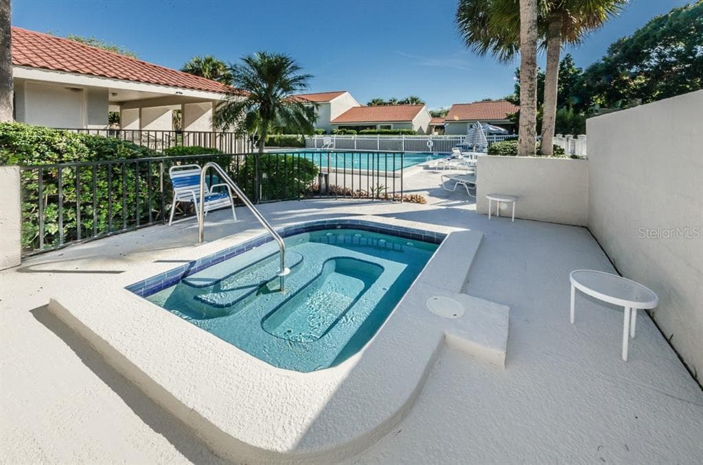 699 MALTA COURT, Street PETERSBURG, FL 33703 photo 5