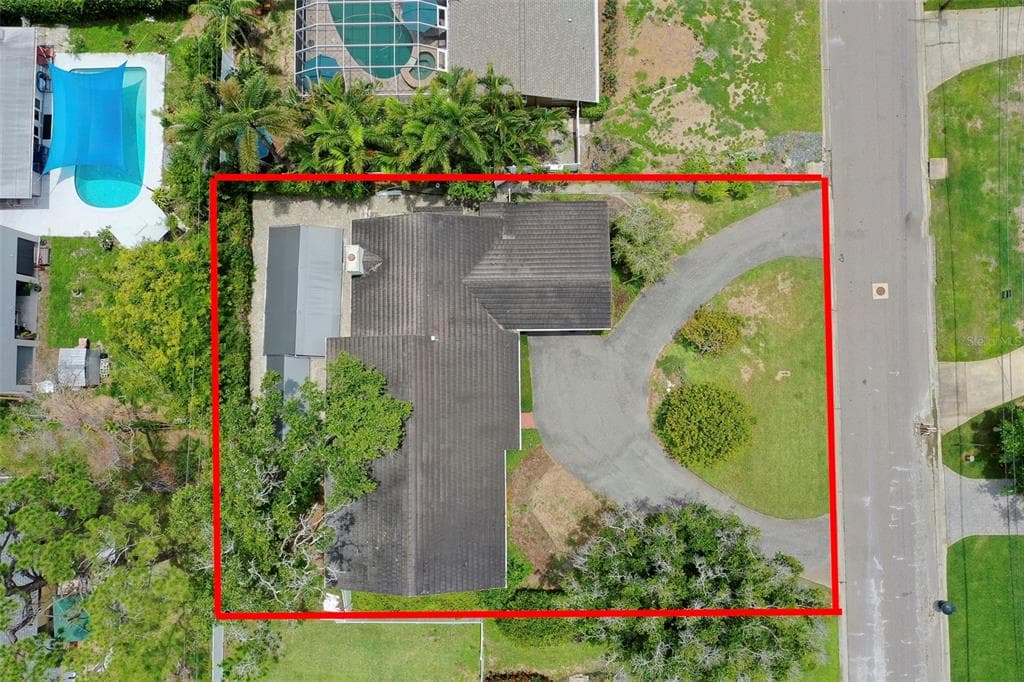 3275 WALNUT STREET, Street PETERSBURG, FL 33704 photo 2