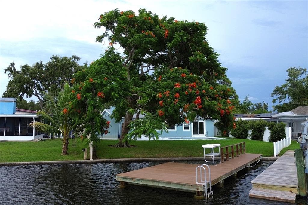 4740 VENETIAN BOULEVARD, Street PETERSBURG, FL 33703 photo 3