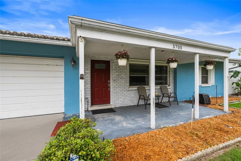 5705 45TH AVENUE, KENNETH CITY, FL 33709 photo 2