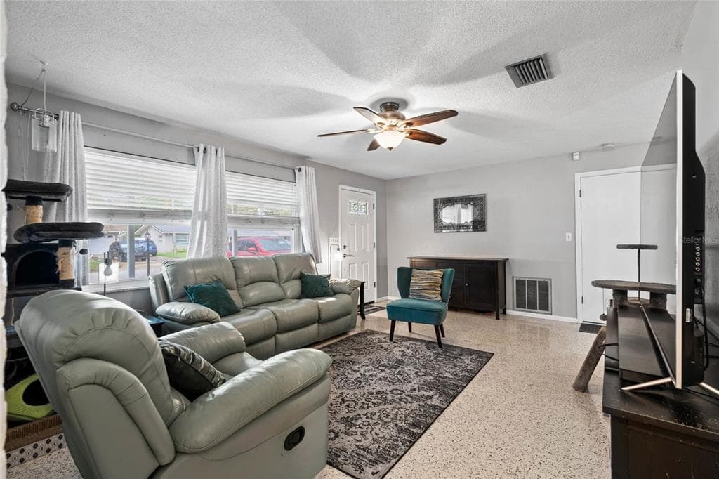 5705 45TH AVENUE, KENNETH CITY, FL 33709 photo 4