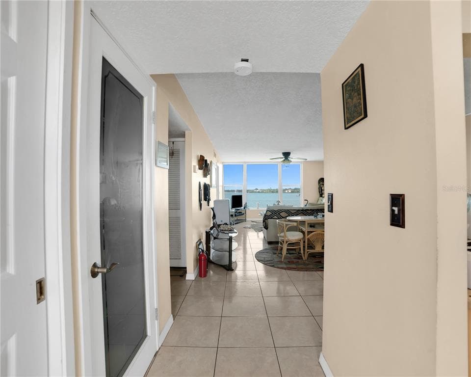7560 BAY ISLAND DRIVE Unit 348, SOUTH PASADENA, FL 33707 photo 3