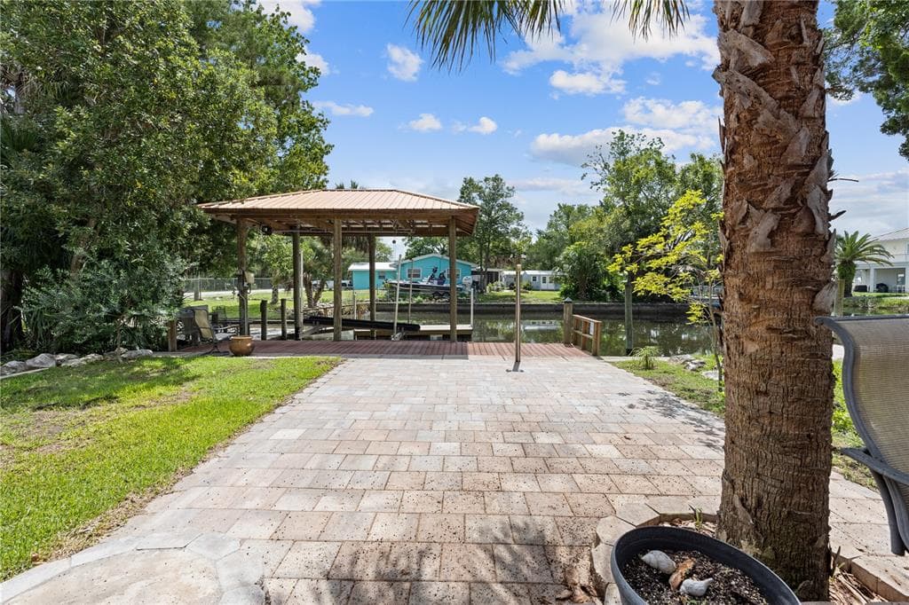 1950 19TH STREET, CRYSTAL RIVER, FL 34428 photo 3