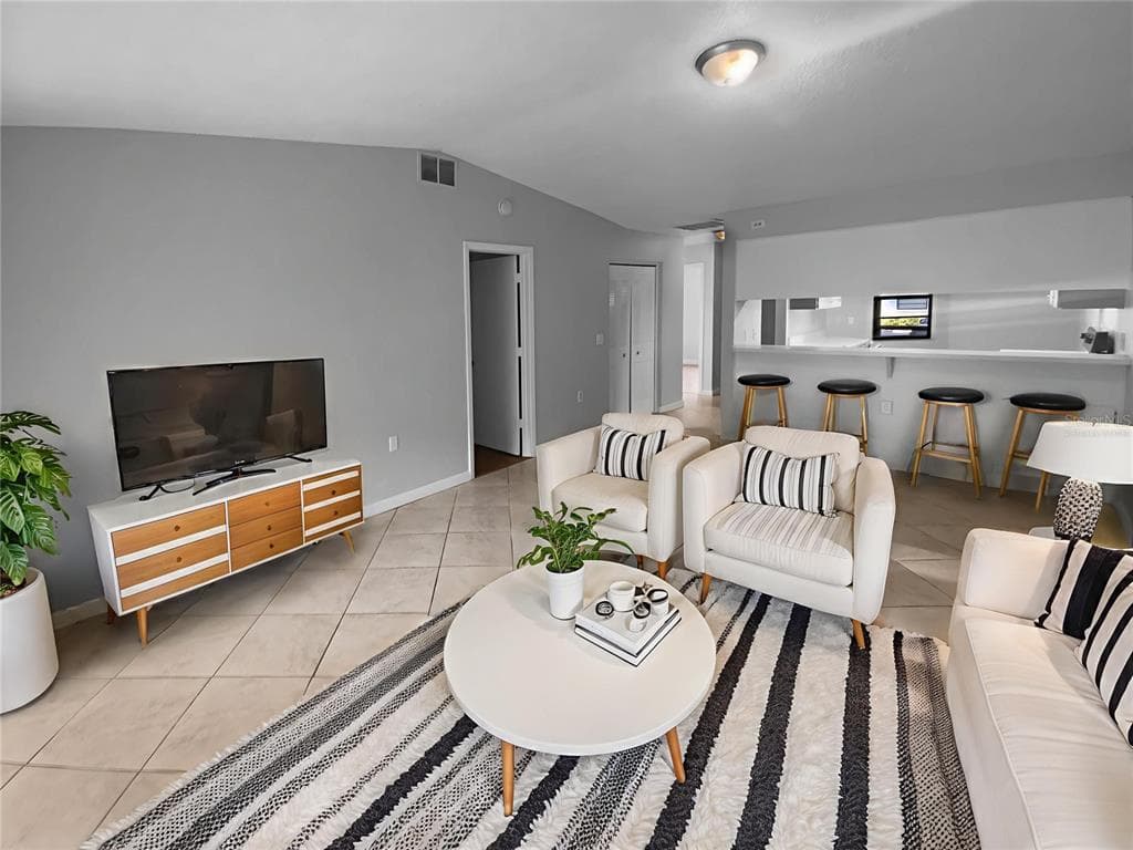 2131 RIDGE Road Unit 80, LARGO, FL 33778 photo 2