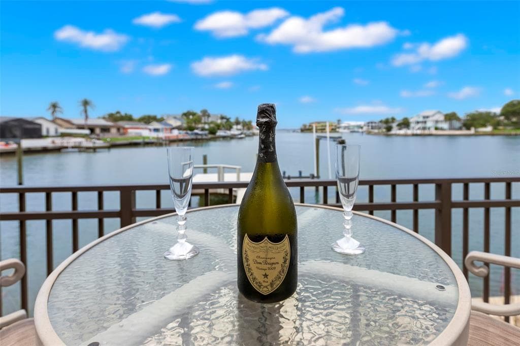 5914 SKIMMER POINT BOULEVARD, GULFPORT, FL 33707 photo 3