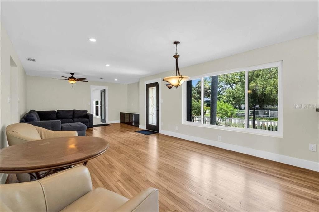 2801 TIFTON STREET, GULFPORT, FL 33711 photo 4