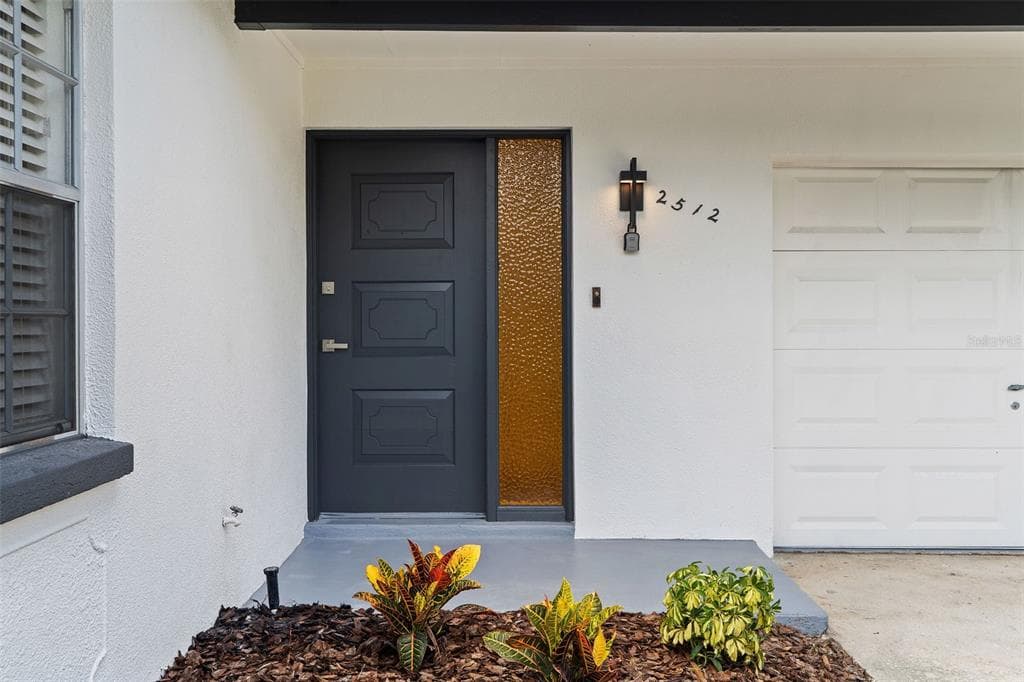 2512 LAKE ELLEN CIRCLE, TAMPA, FL 33618 photo 3