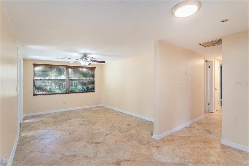 600 TANGERINE AVENUE, DUNEDIN, FL 34698 photo 4