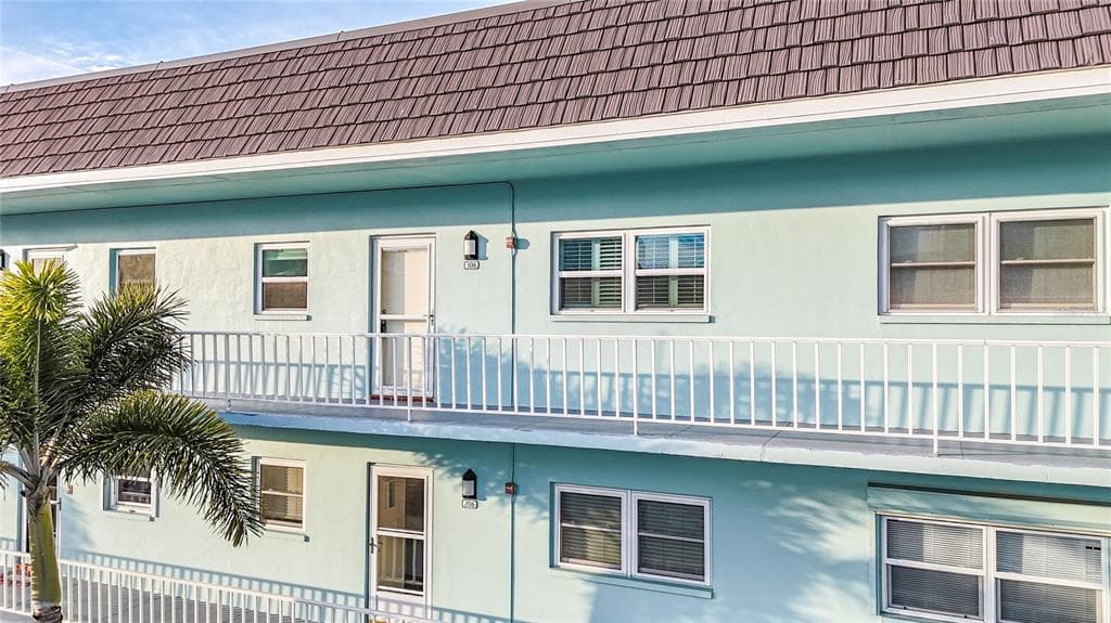 7 DUNOON PLACE Unit 306, DUNEDIN, FL 34698 photo 2