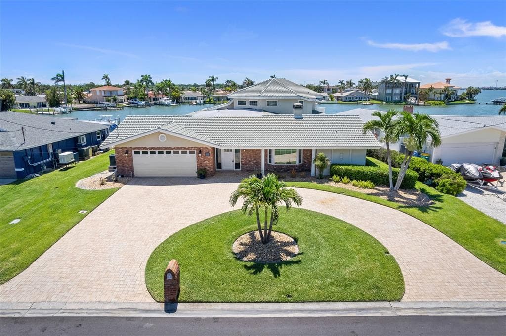 5433 OAKHURST DRIVE, SEMINOLE, FL 33772 photo 2