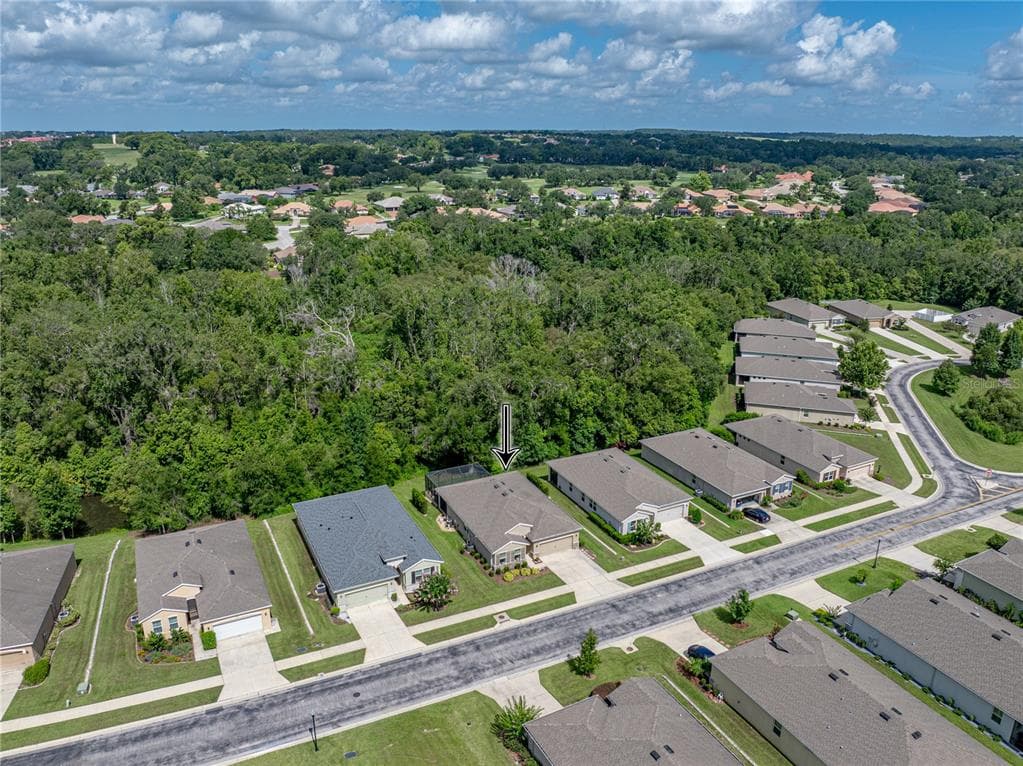 12615 EASTPOINTE Drive, DADE CITY, FL 33525 photo 2