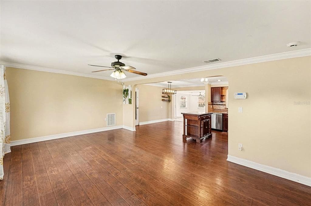 11115 101ST AVENUE, SEMINOLE, FL 33772 photo 3