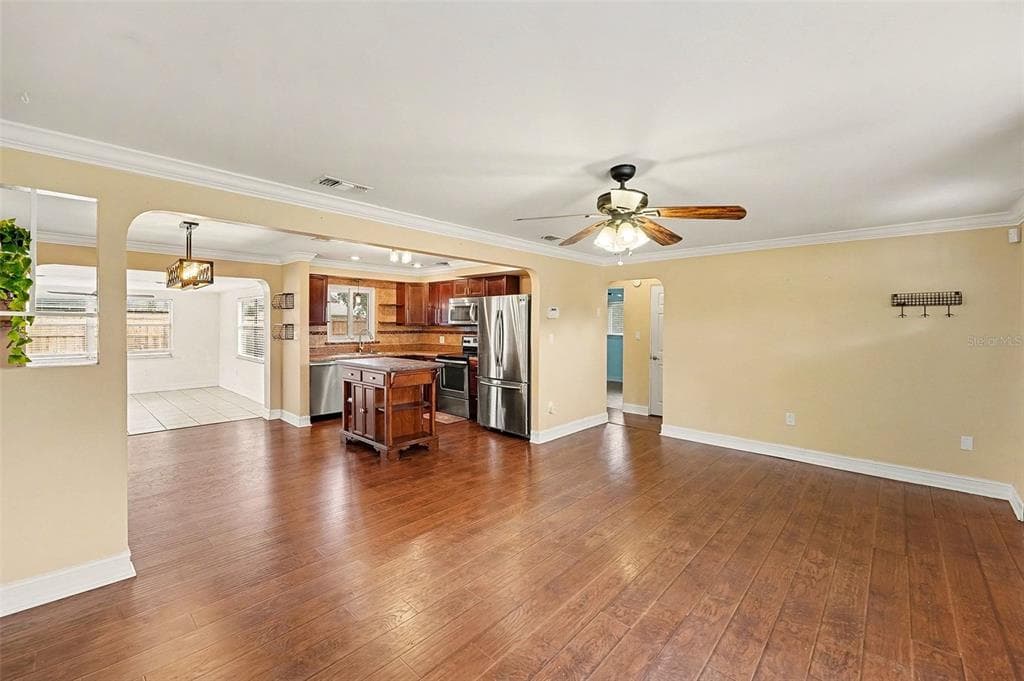 11115 101ST AVENUE, SEMINOLE, FL 33772 photo 4