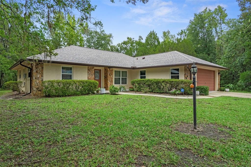12 SYCAMORE COURT, HOMOSASSA, FL 34446